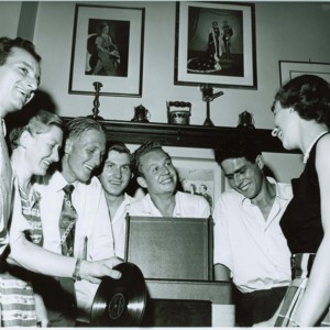 25SouthStreet_DutchClub_02.jpg