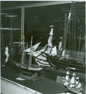 25SouthStreet_MarineMuseum_19.jpg